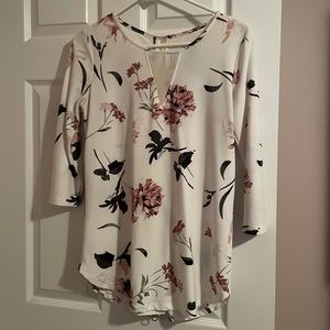 Dynamite zipper back blouse